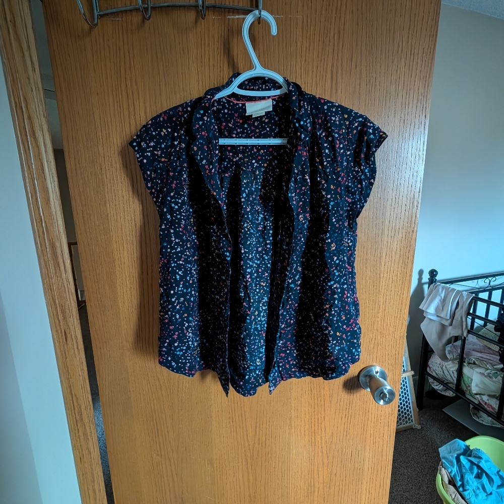 Anthropologie Maeve Navy Floral Blouse with Ruffle Accents